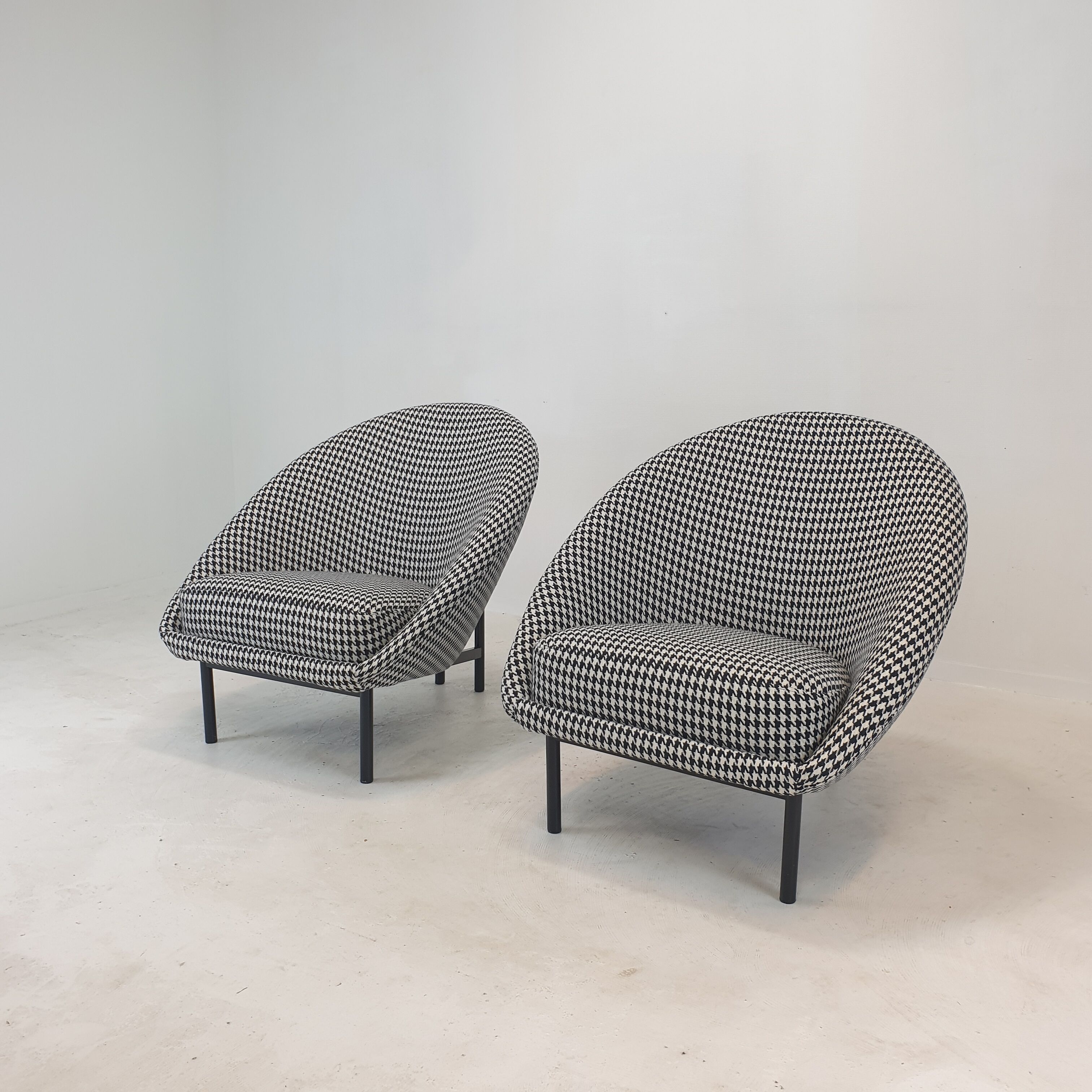 Set 2 F115 Lounge Chairs by Theo Ruth for Artifort, 1970s