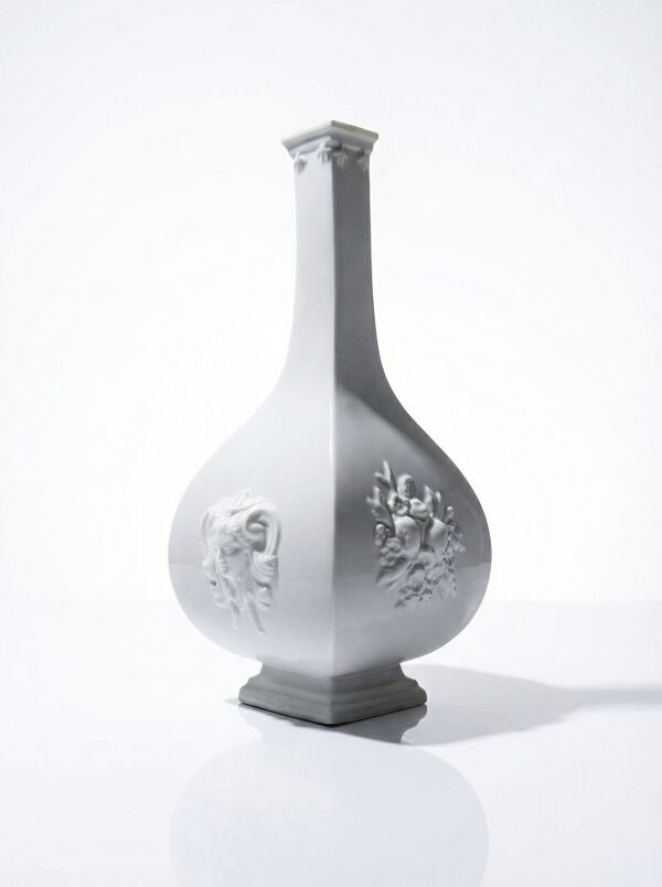 Vase reproduction Meissen 1715-1720 par Sheffield & Haviland Limoges