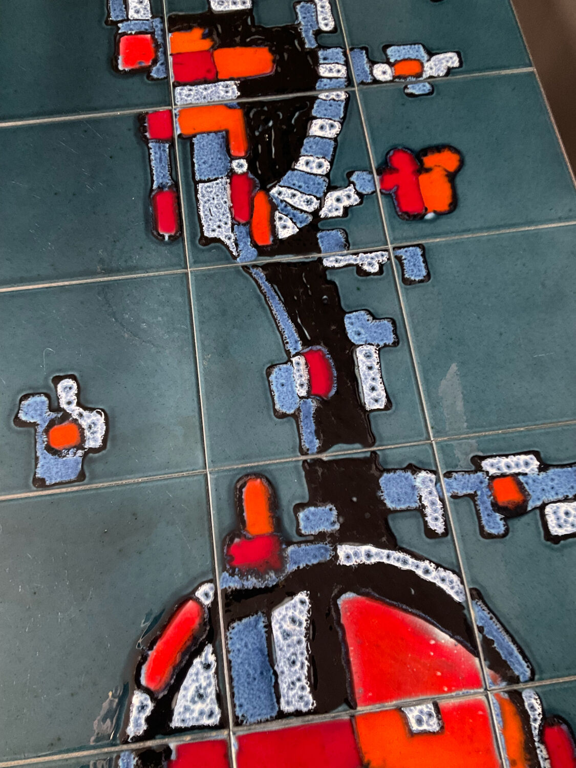 Coffee table in signed ceramic and chromed metal 70s