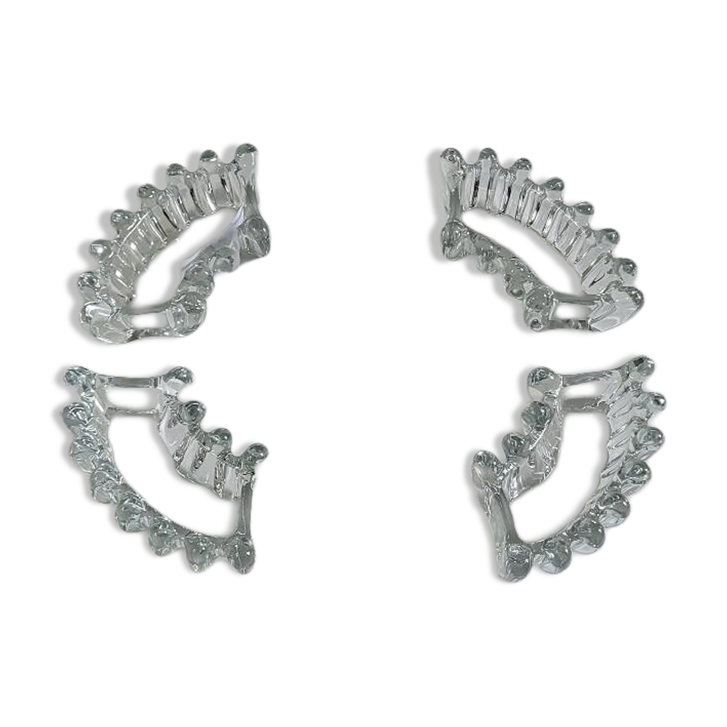 Especially crystal table from Bayeul.