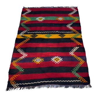 Tapis Kilim turc vintage, 137 x 100 cm