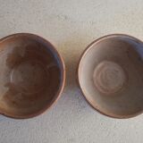 2 stoneware bowls