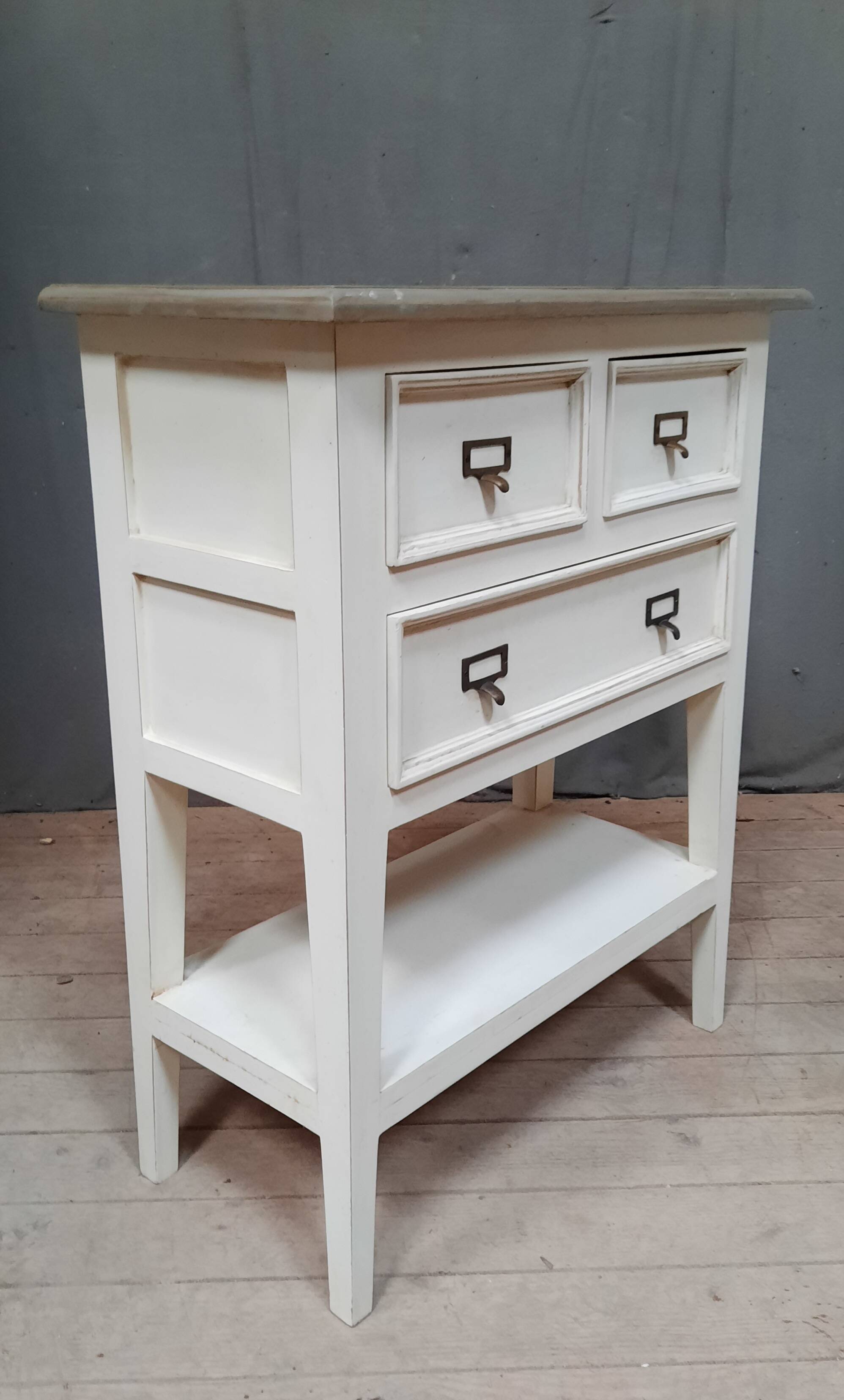 Painted cabinet with 3 drawers