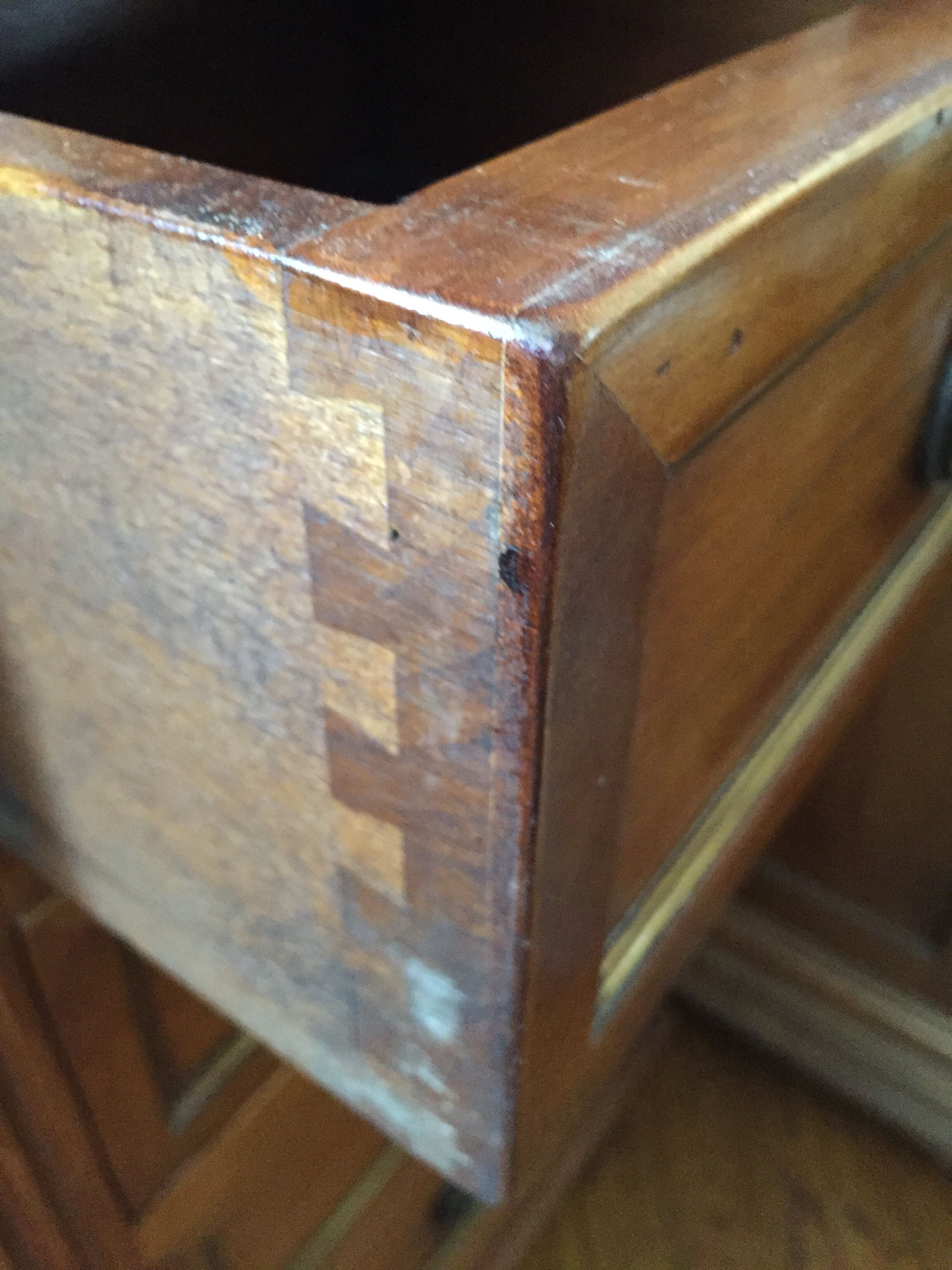 Louis XVI-style chiffonnier with six drawers