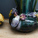 Paire de vases en barbotine, art nouveau