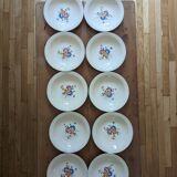 10 Saint Amand Yolande soup plates