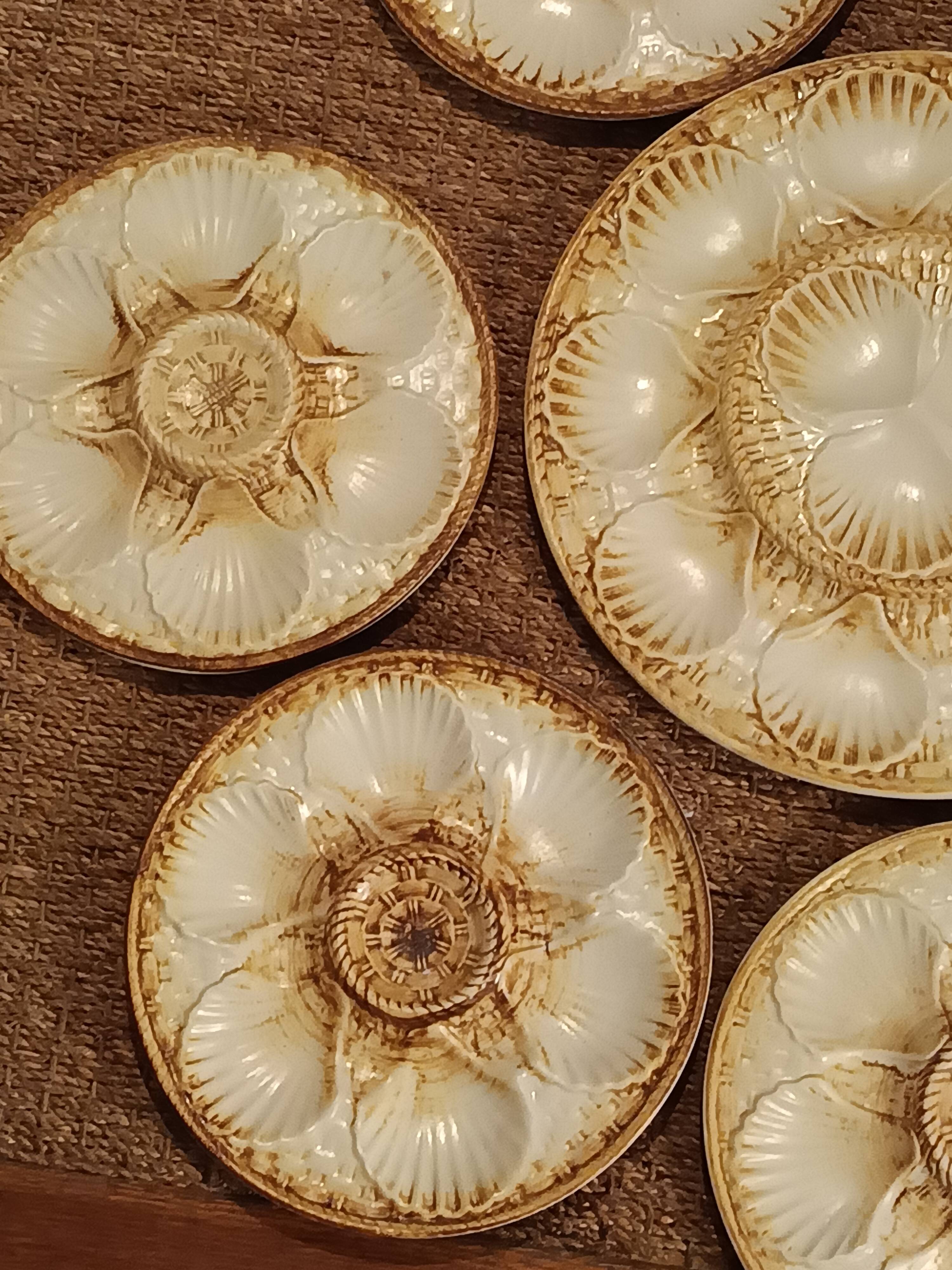 6 oyster shell plates and Chantilly porcelain serving platter
