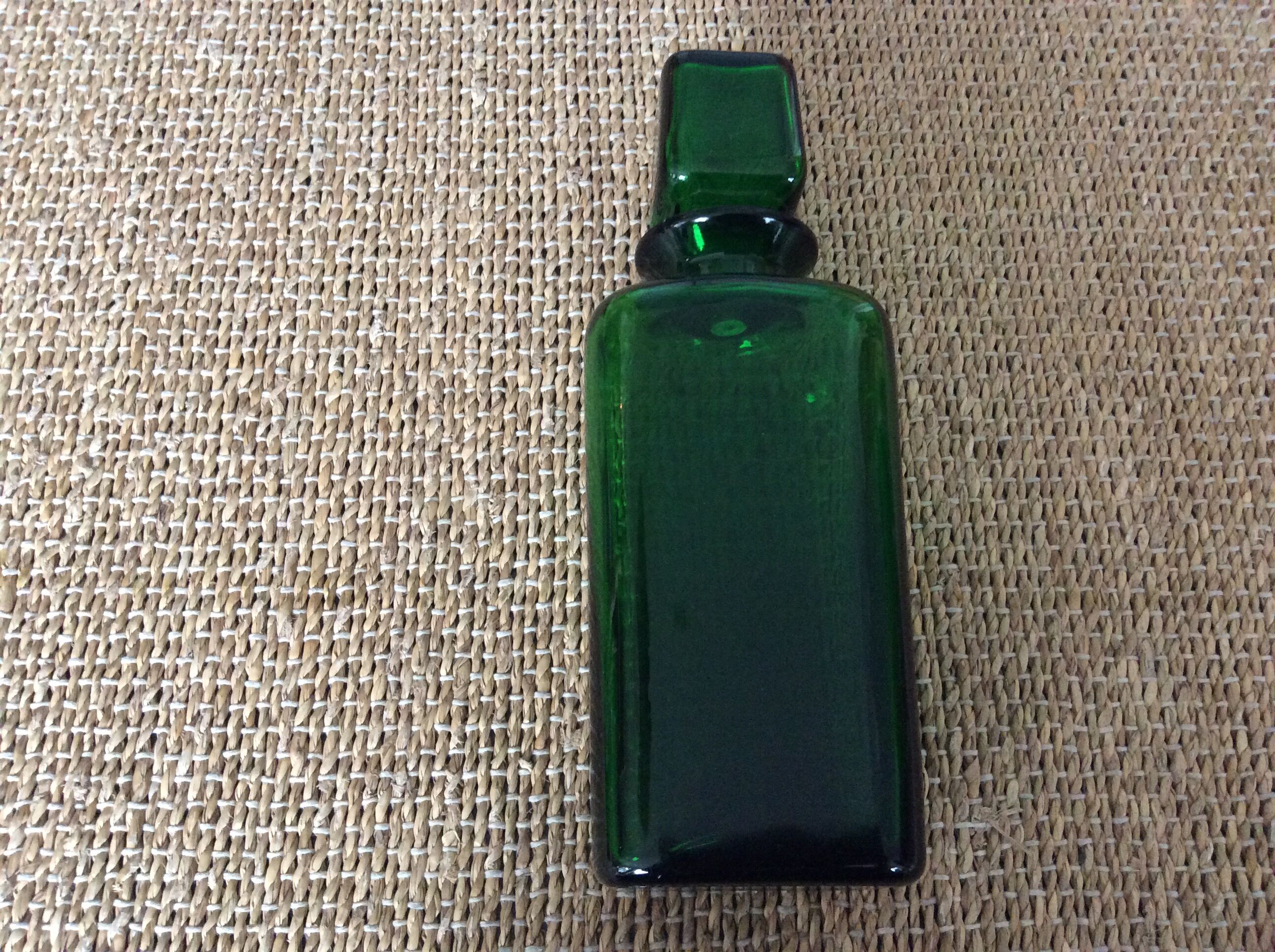 Green decanter
