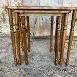 Set of 3 Vintage Nesting Tables with Turned Wooden Legs #D592
