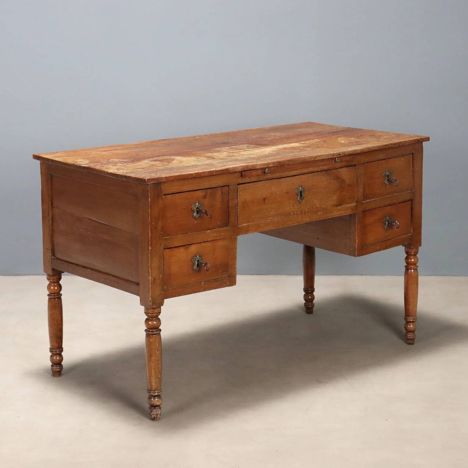 Bureau ancien Louis-Philippe en cerisier XIXe siècle