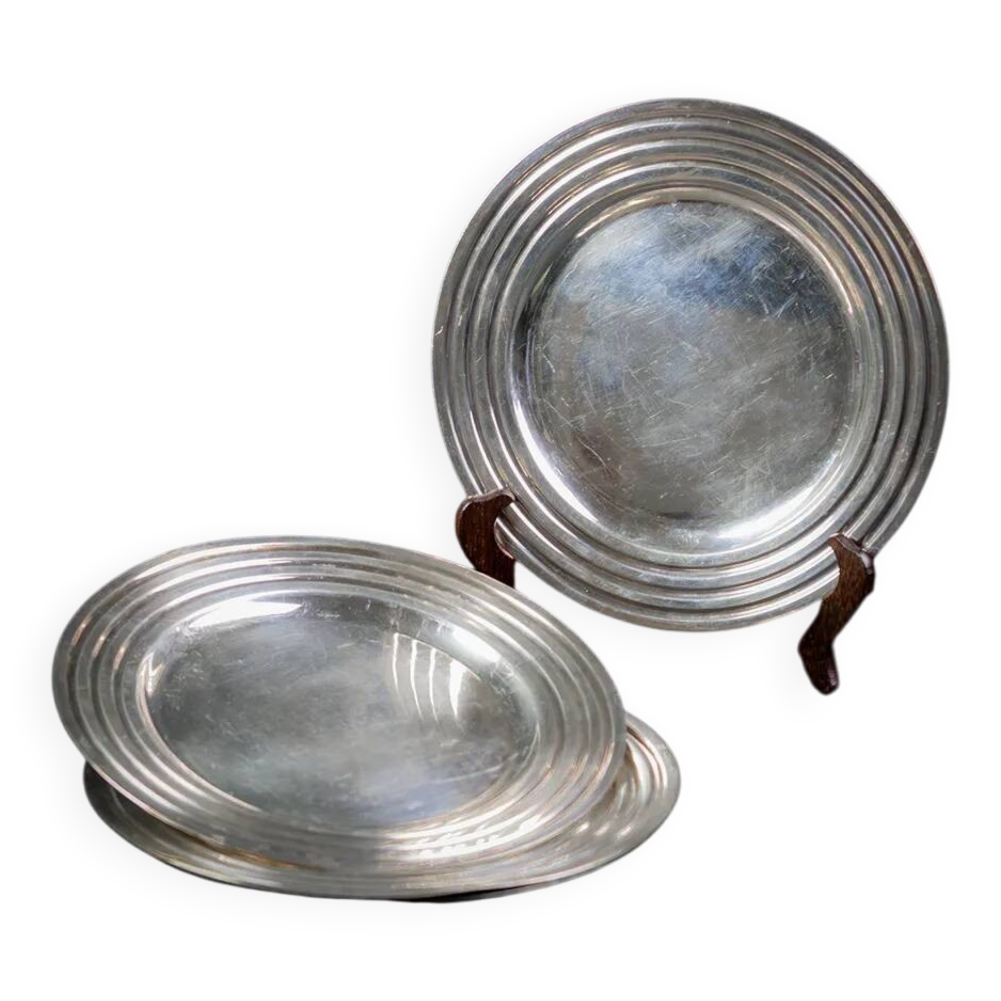4 Assiettes Art Déco métal argenté – Christofle, Ondulations par Luc Lanel