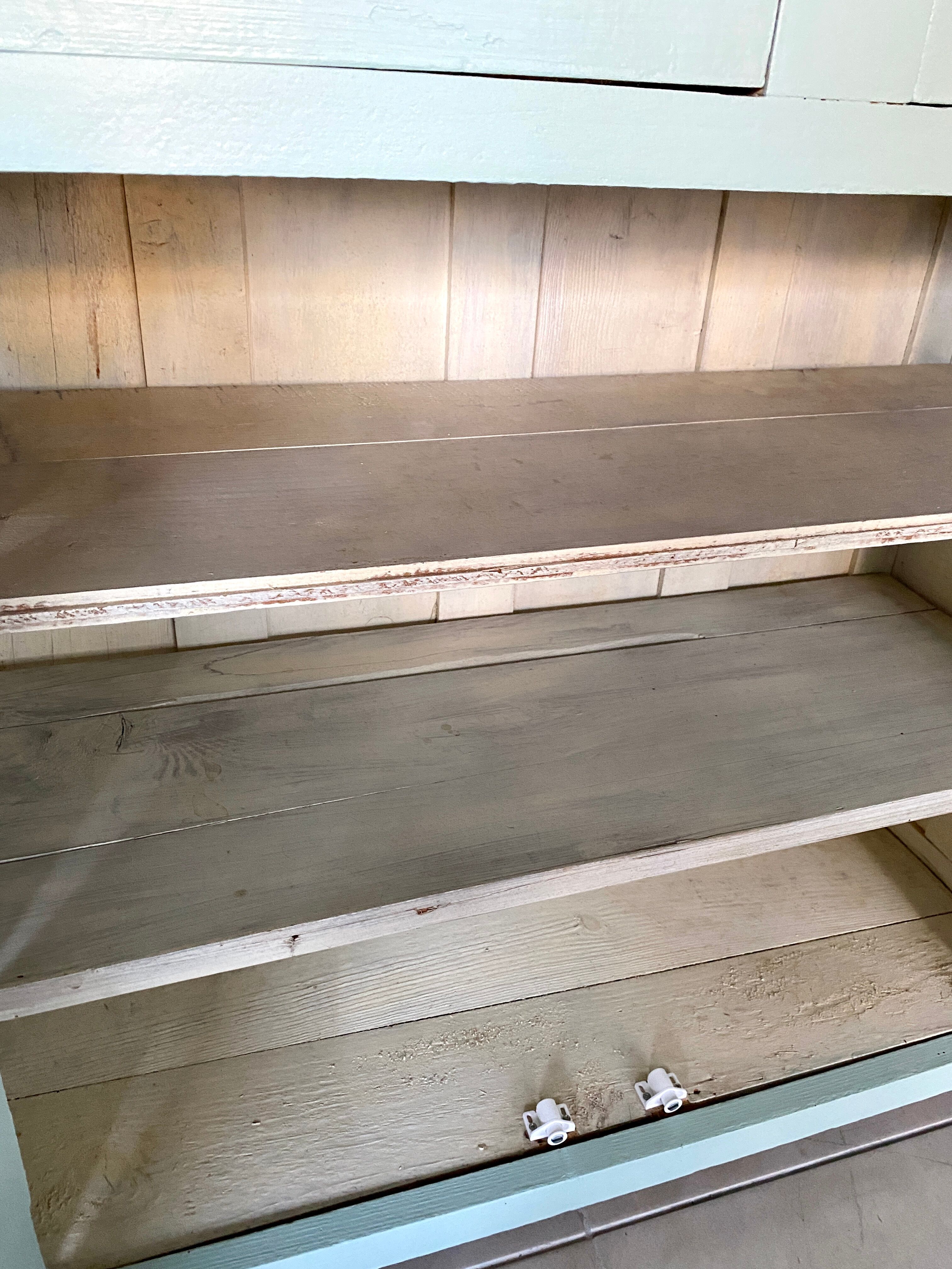 Parisian buffet green mint