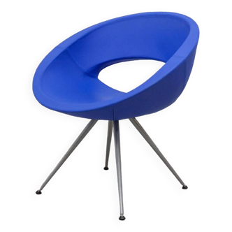 Sesta Smile armchair in Blue imitation leather