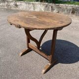 Winegrower's harvest table in oak