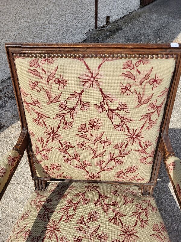 Armchair Louis XVI walnut of the XIXth century