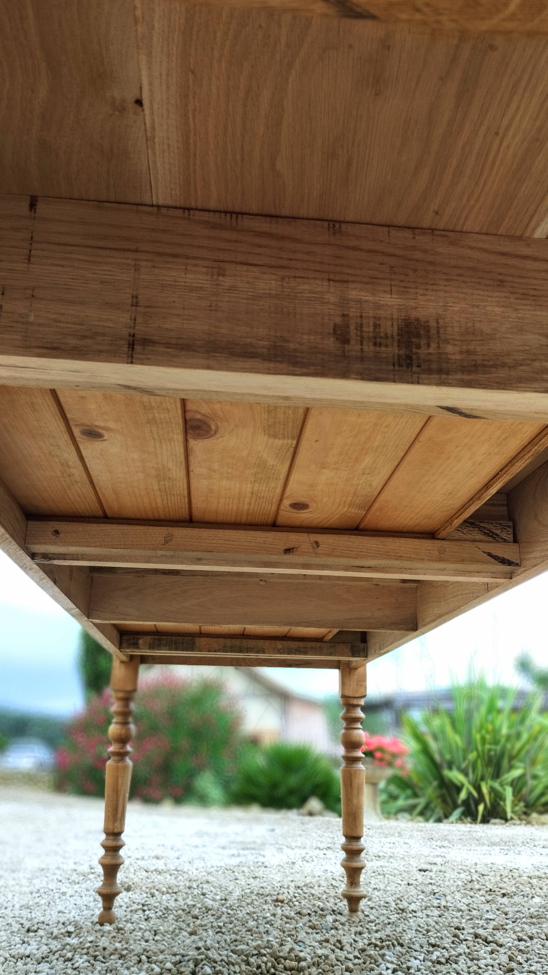 Elegant and refined 230 X 73 solid oak farmhouse table.