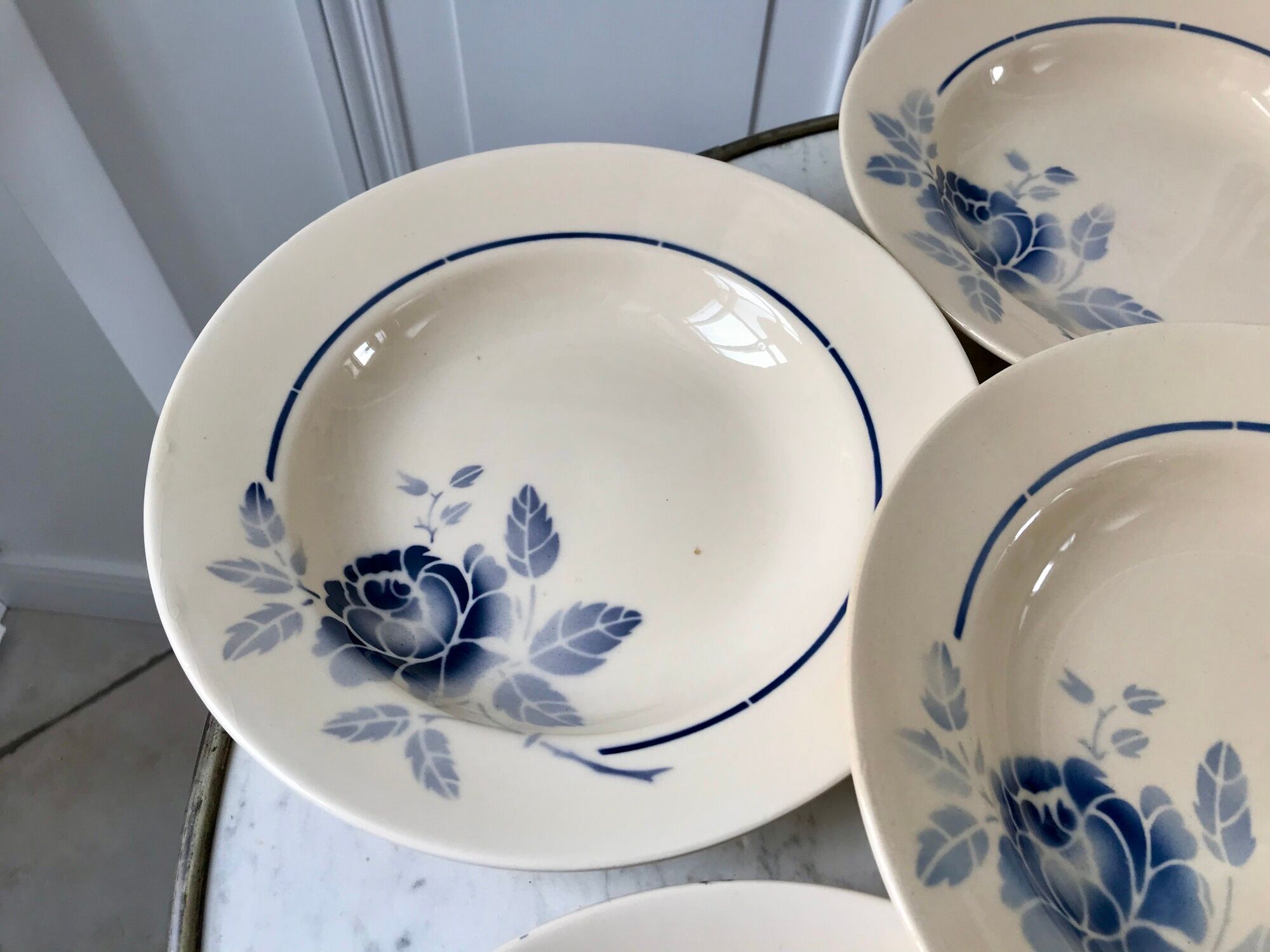 Set of 6 flat plates blue flowers Saint-Amand years 30-40