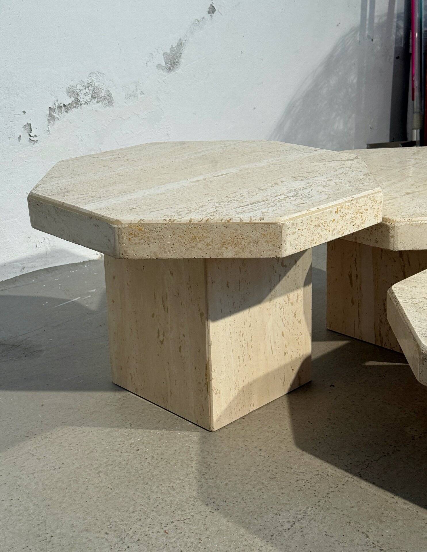 Set of 3 octagonal travertine tables 1970
