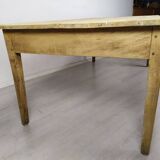 Farm table