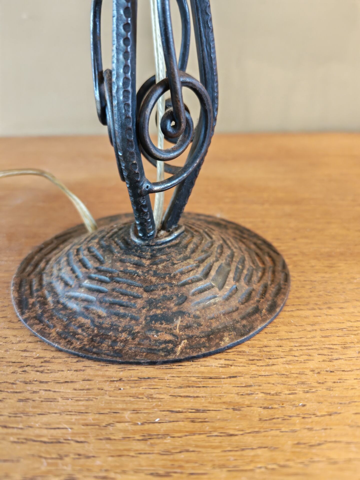 Lampe art nouveau fer forgé