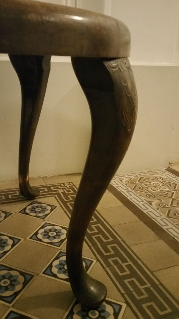 Table ronde baroque style Chippendale