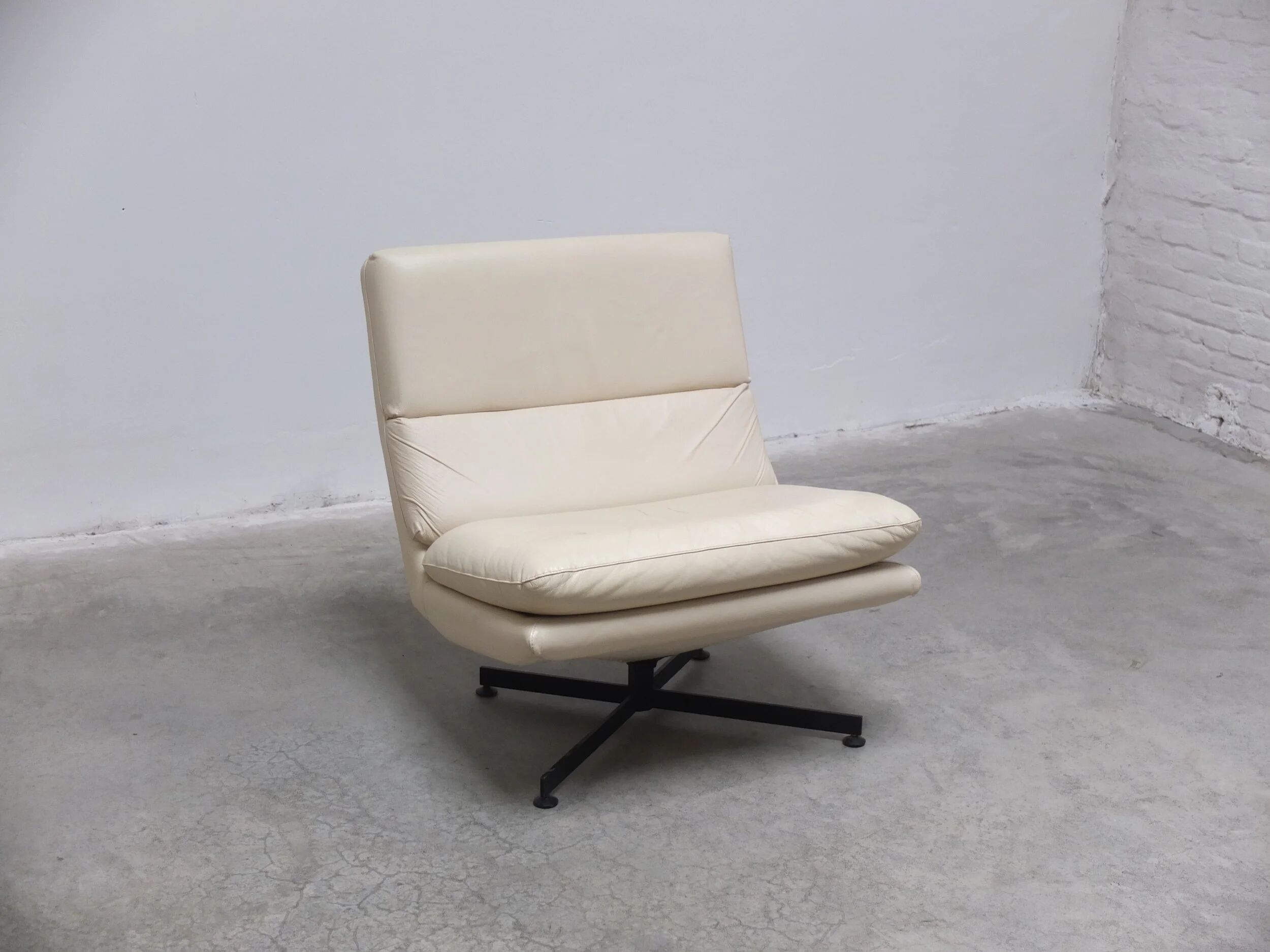 Rare lounge chair by Georges Van Rijck for Beaufort, 1960s
