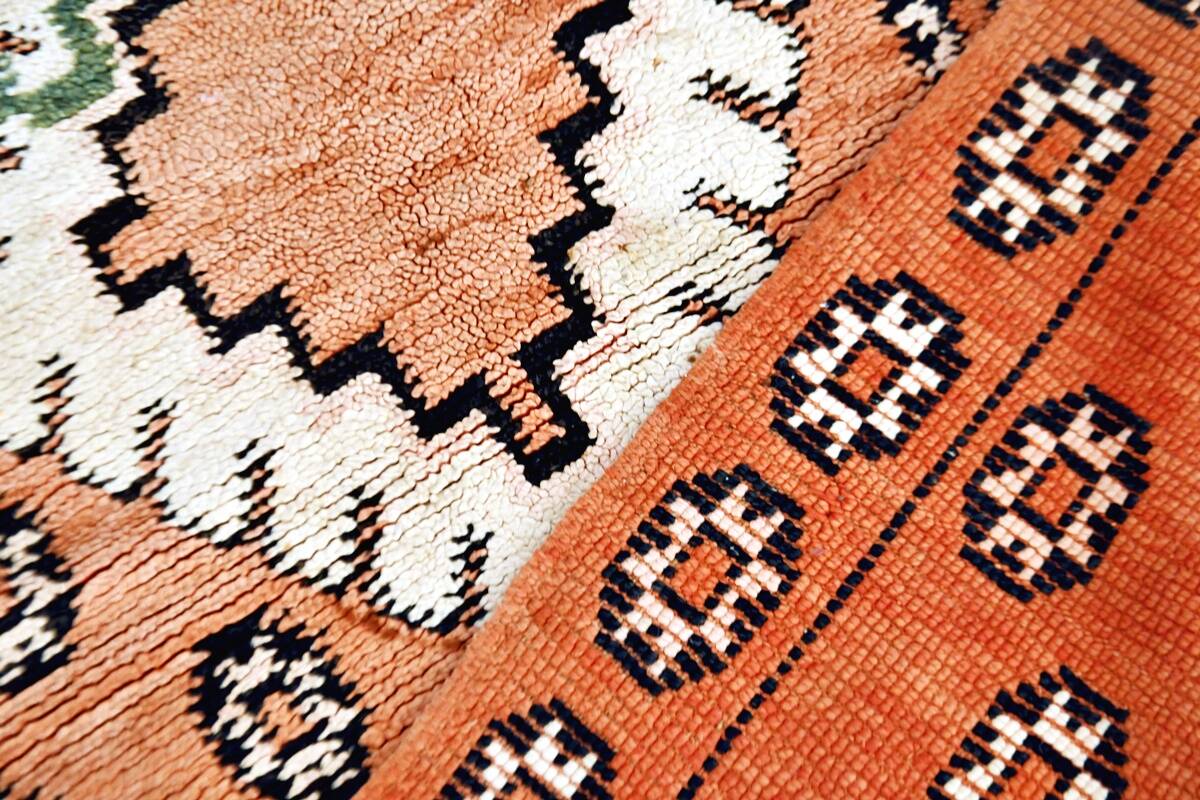 Moroccan Berber rug Zemmour Vintage 250 x 174 cm