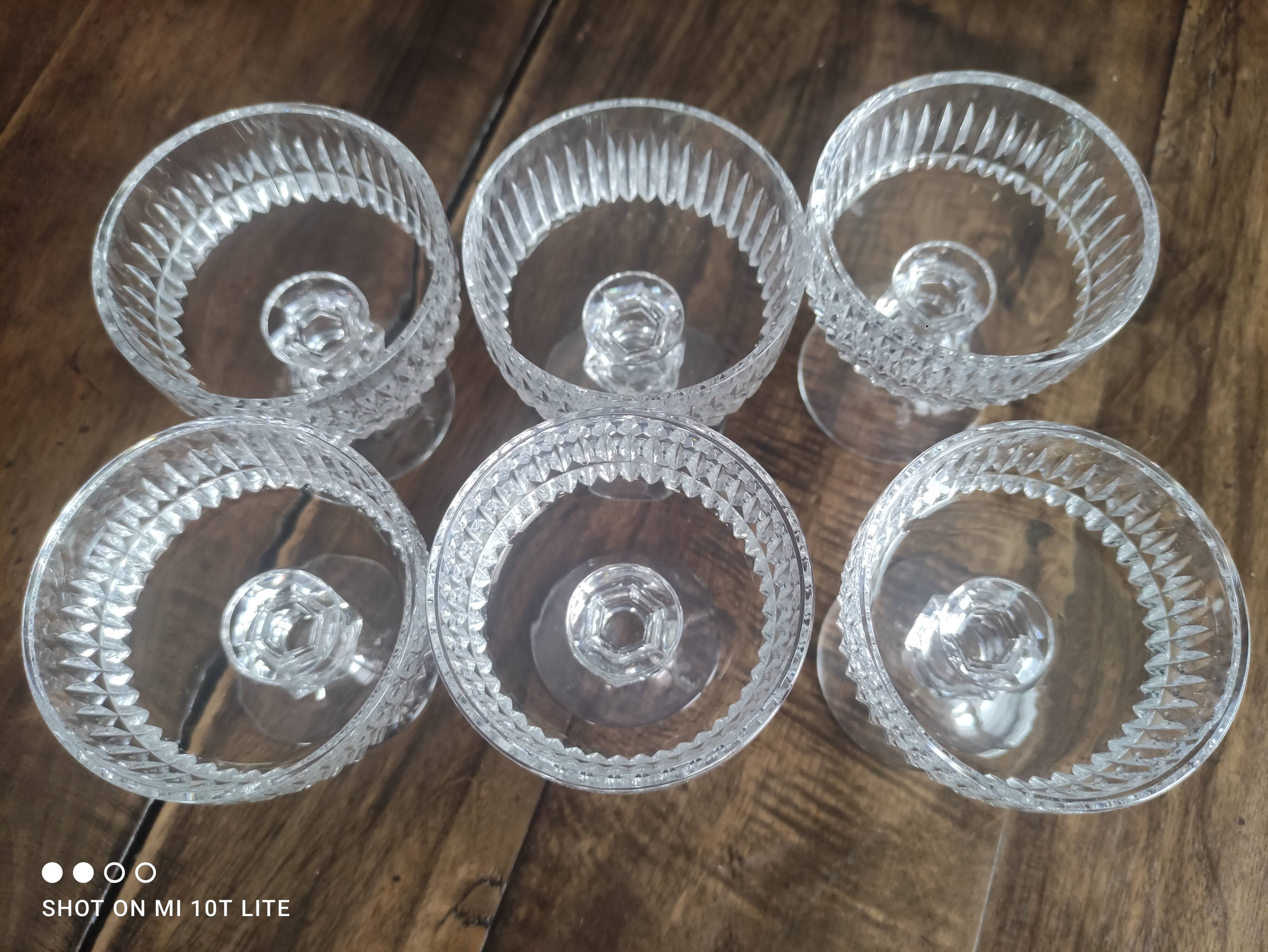 Lot de 6 coupes à champagne en cristal ciselé ancien petite contenance