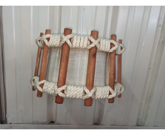 Suspension en bois et corde nouée abat jour - style rotin