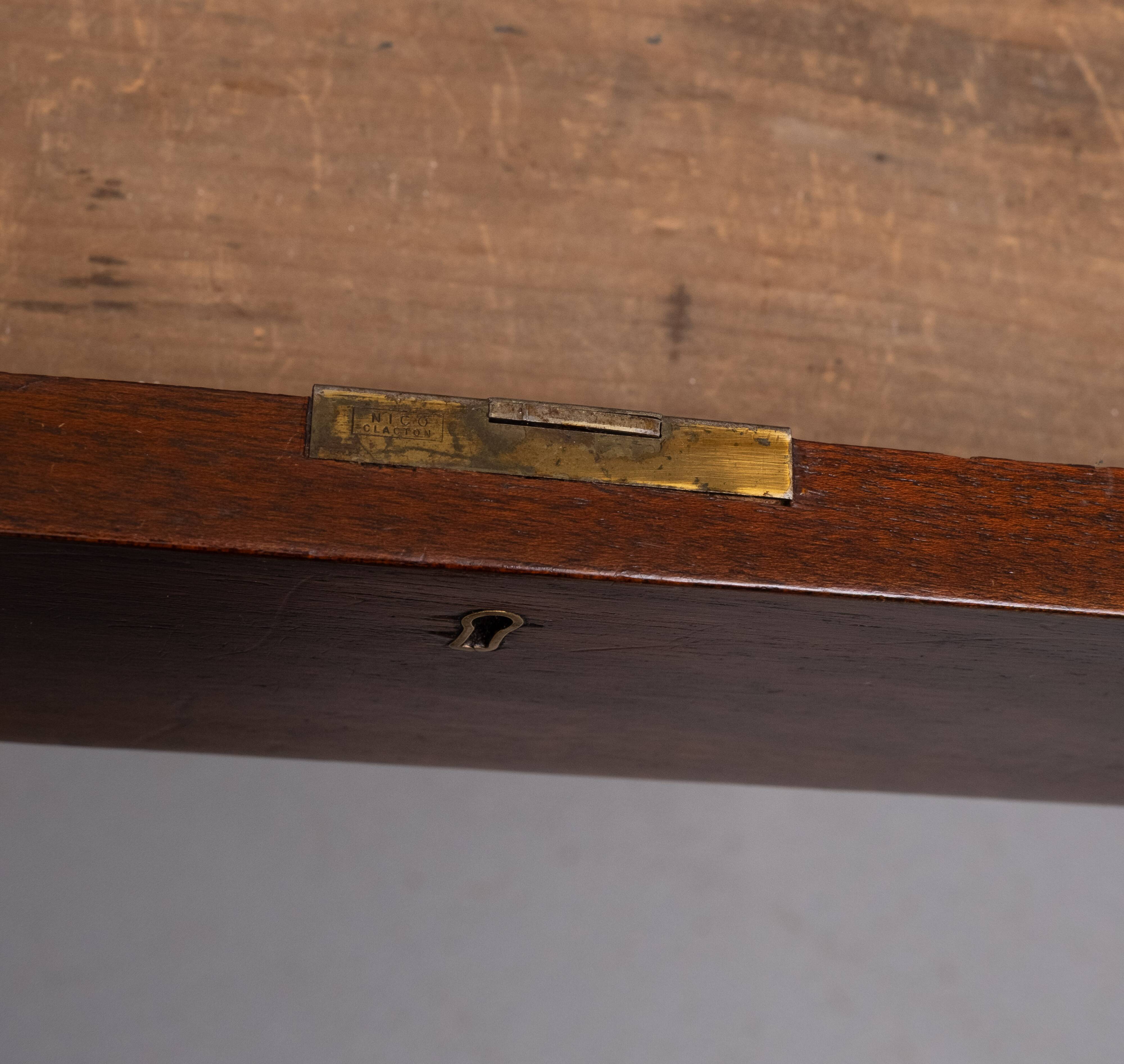 Antique English Mahogany pedestal Desk 1850s