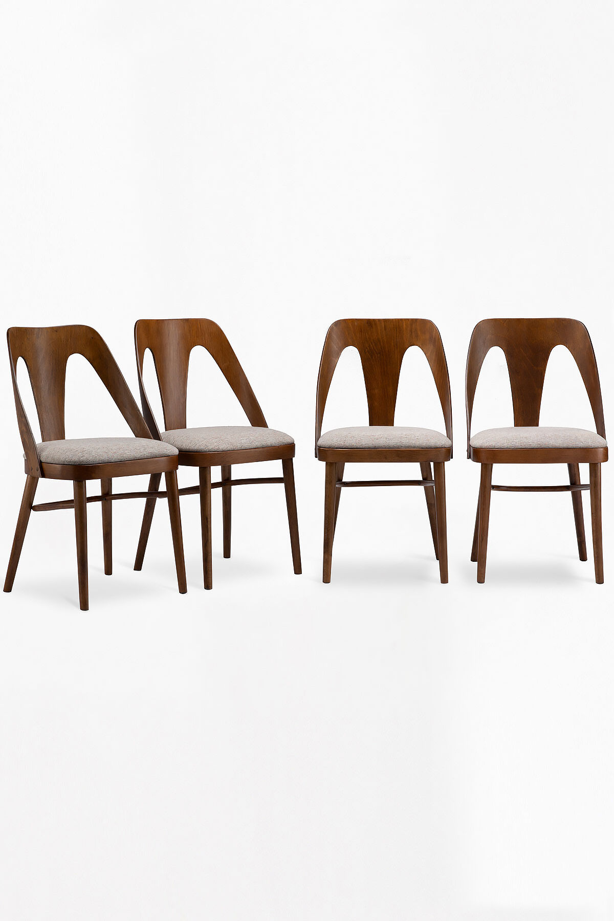 Set of 4 A-1411 FAMEG chairs from the 1950s.