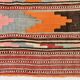 Tapis Kilim fait main rayé rose blush et marron, 131x196 cm