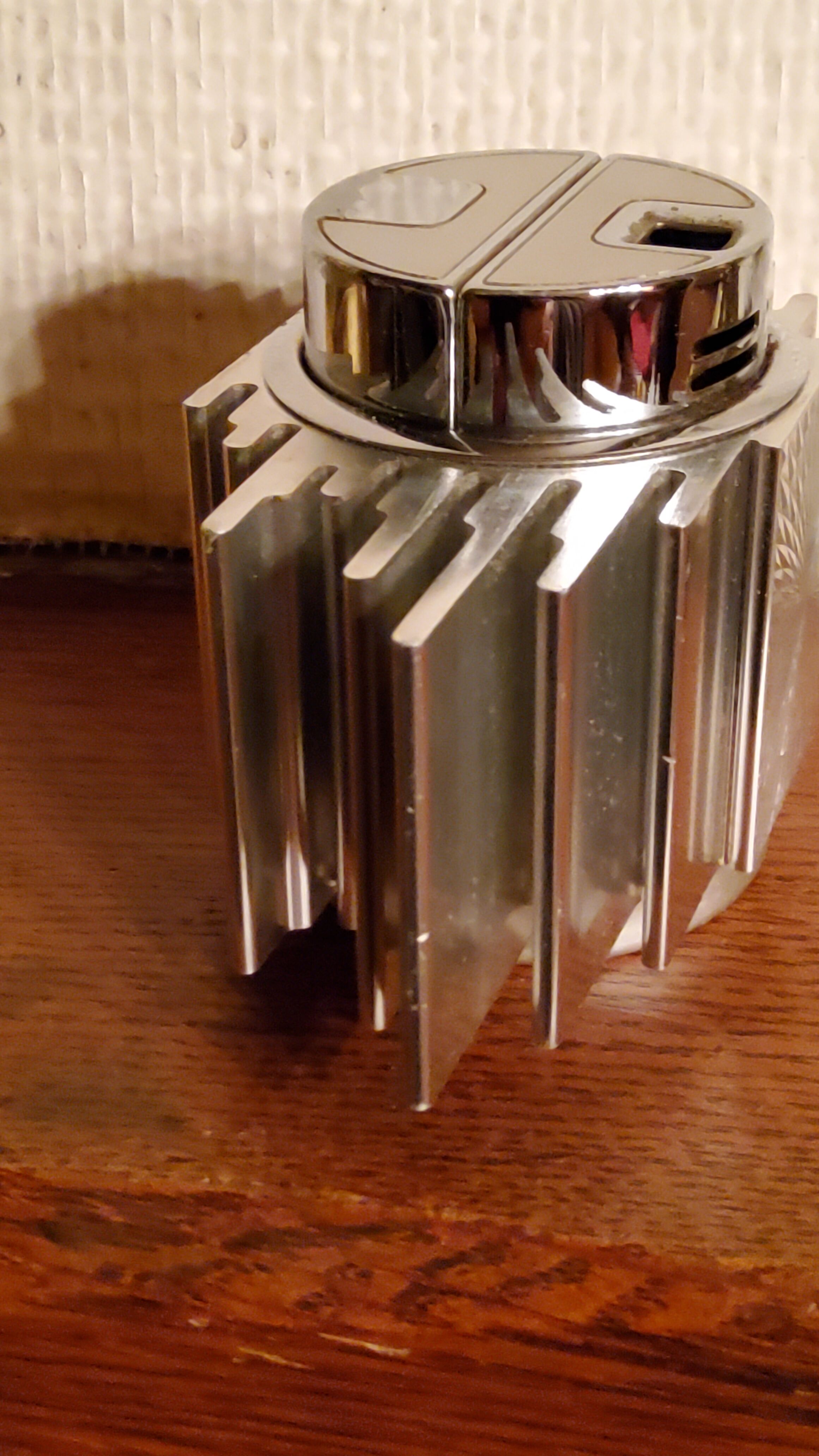 Briquet design japonais des années 70 Sarome Piezo Electric