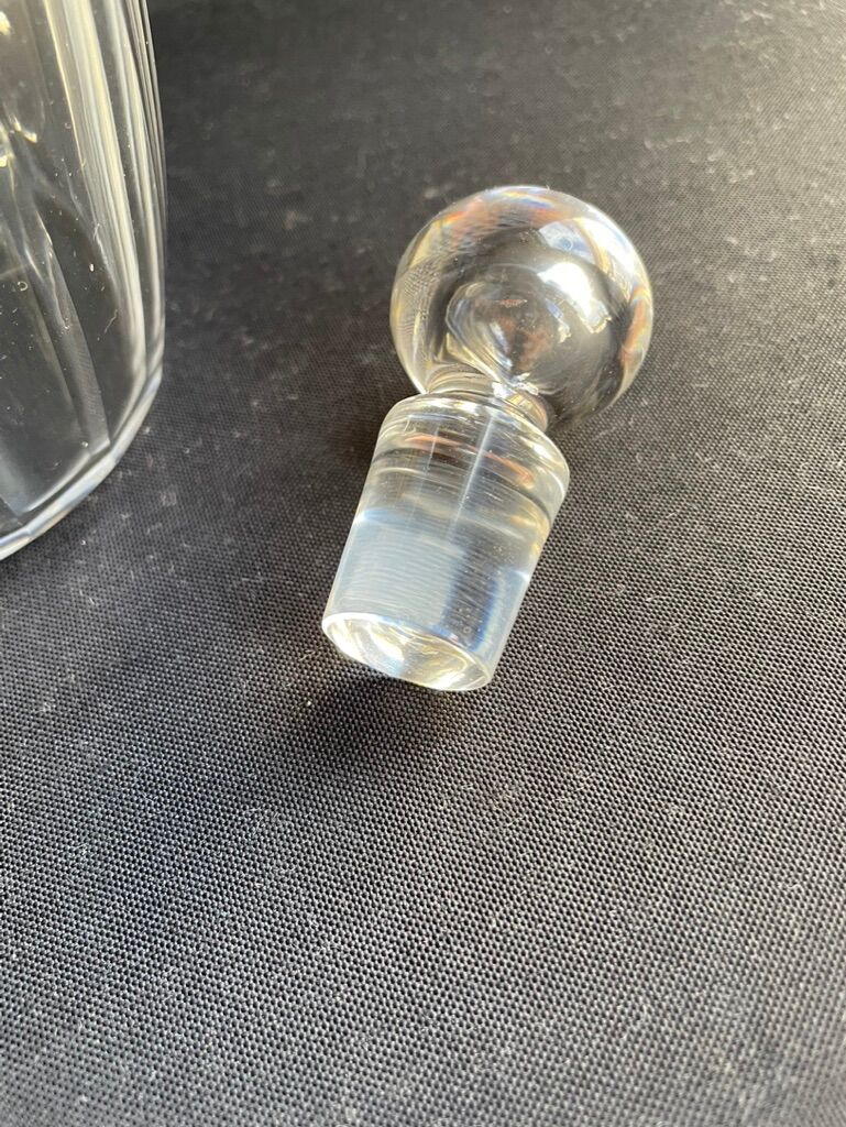 Baccarat decanter stamped XXth