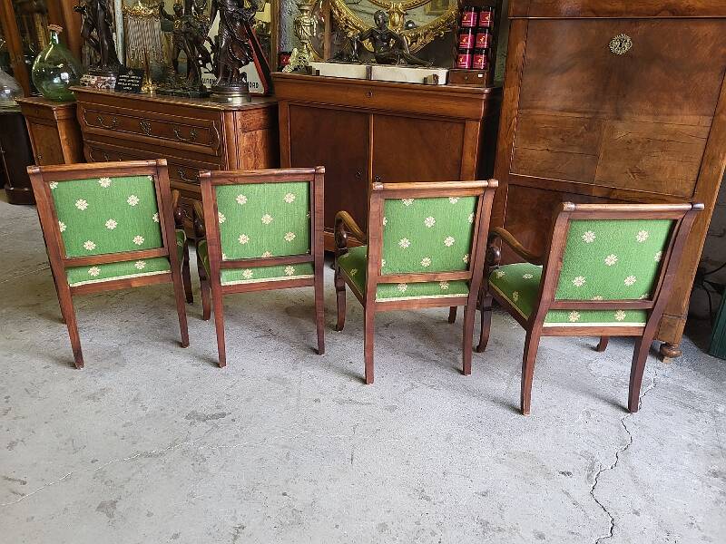 Serie de 4 fauteuils de style empire a crosse