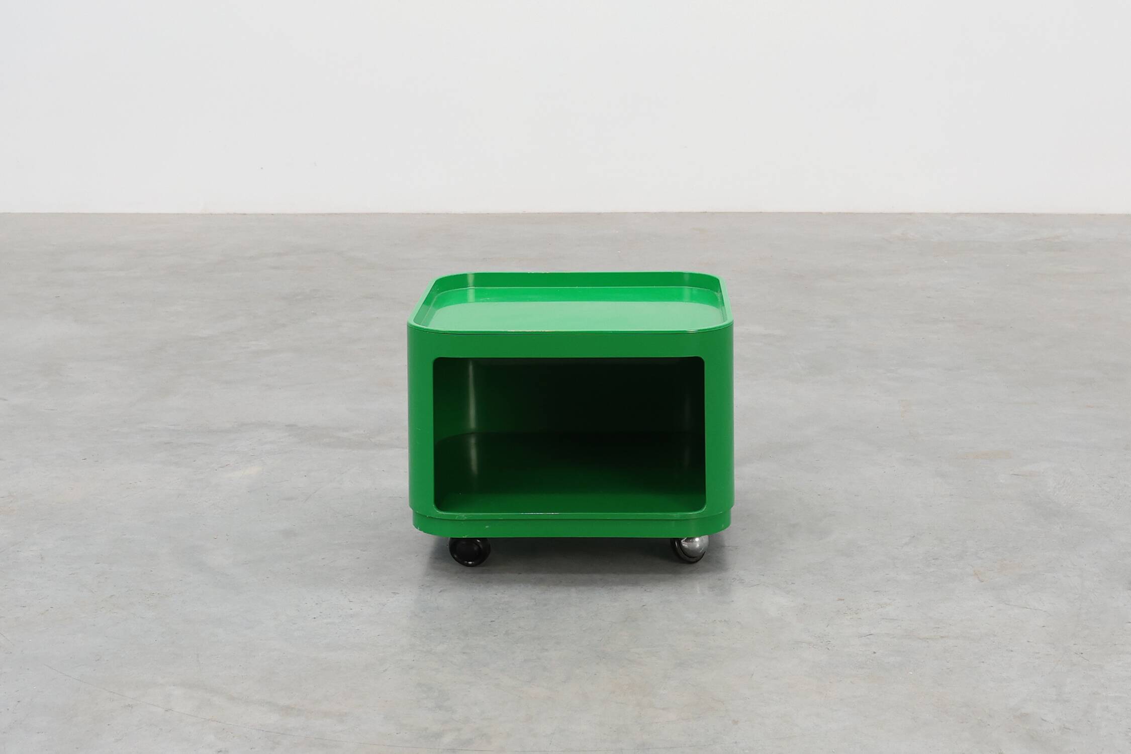 Green storage unit Kartell Model 4970 by Anna Castelli Ferrieri, Italy 1970s.