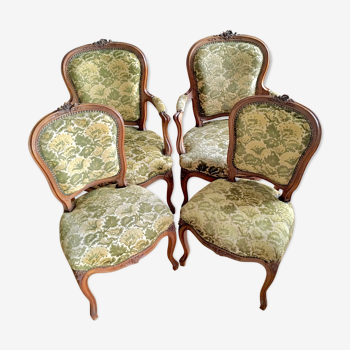 Lot de deux fauteuils et deux chaises de style Louis XV