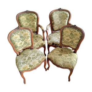 Lot de deux fauteuils et deux chaises de style Louis XV