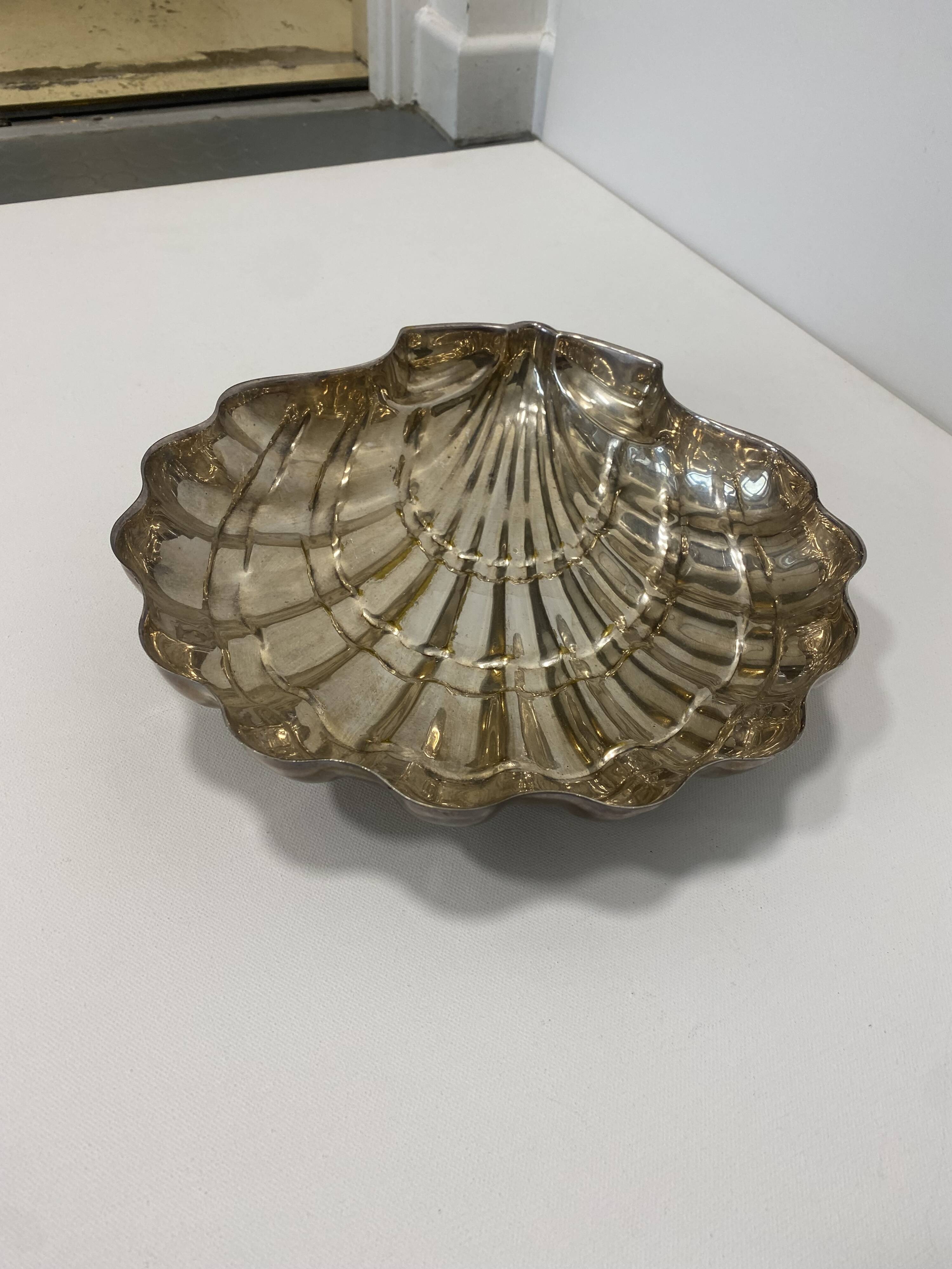 Large Silver Plated Sea Shell Plate Hollywood Regency Art Deco Italian 1970