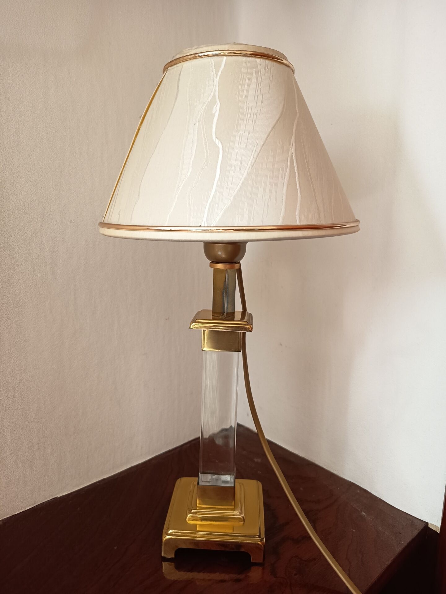 Hollywood Regency lamp