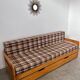 Ancien canapé lit 3 places design années 70/80 en pin vintage sofa