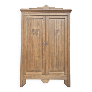 Armoire parisienne art