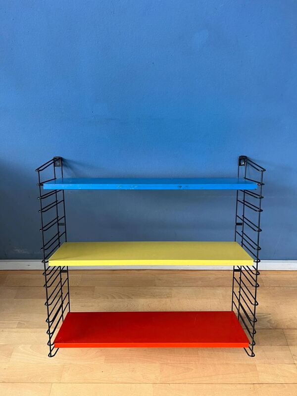 Étagère murale modulaire Tomado en métal bleu, jaune et rouge