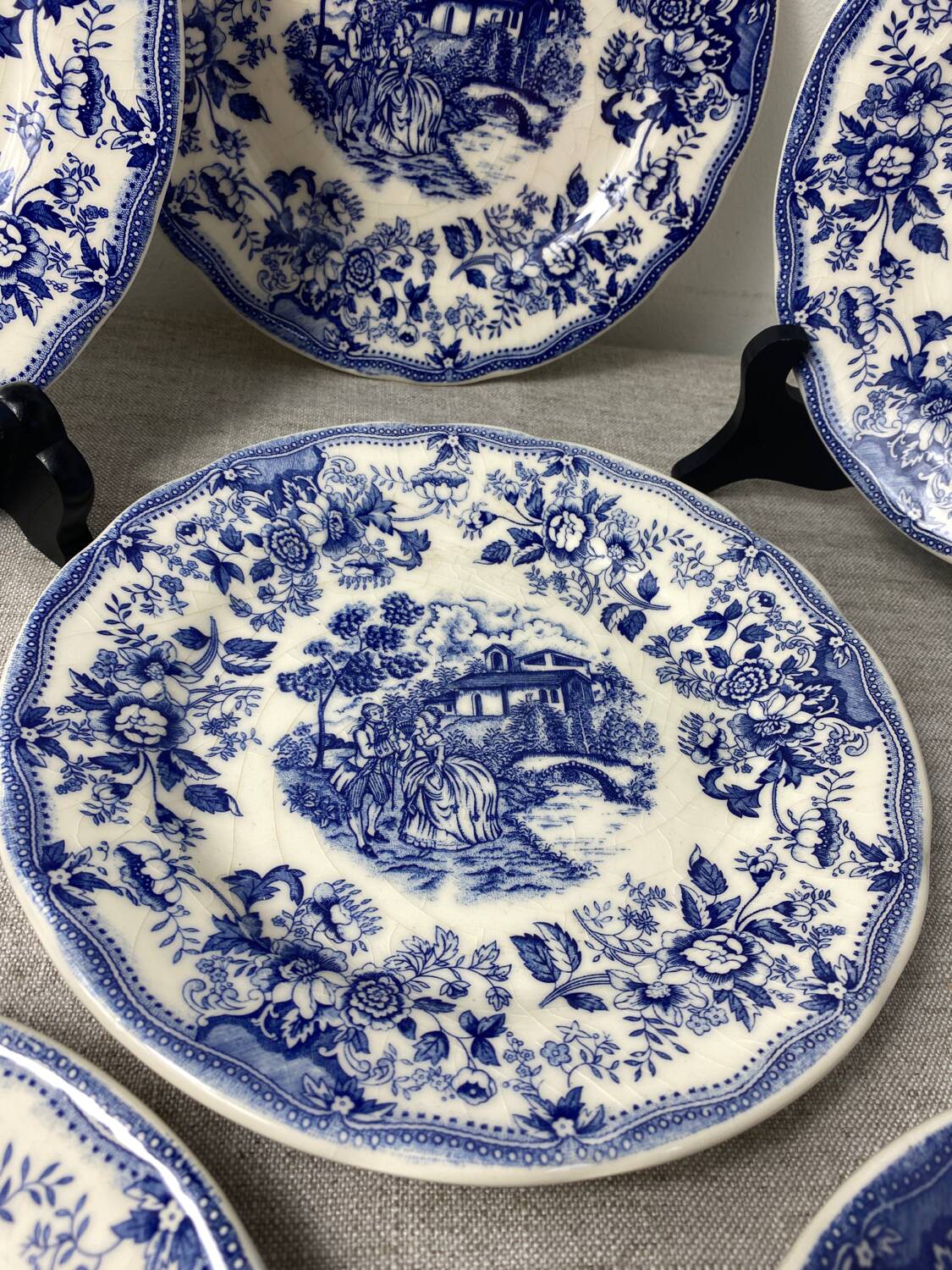 Terre de Fer dessert plates