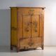 Armoire ancienne peinte en bois de pin – Chine, vers 1920