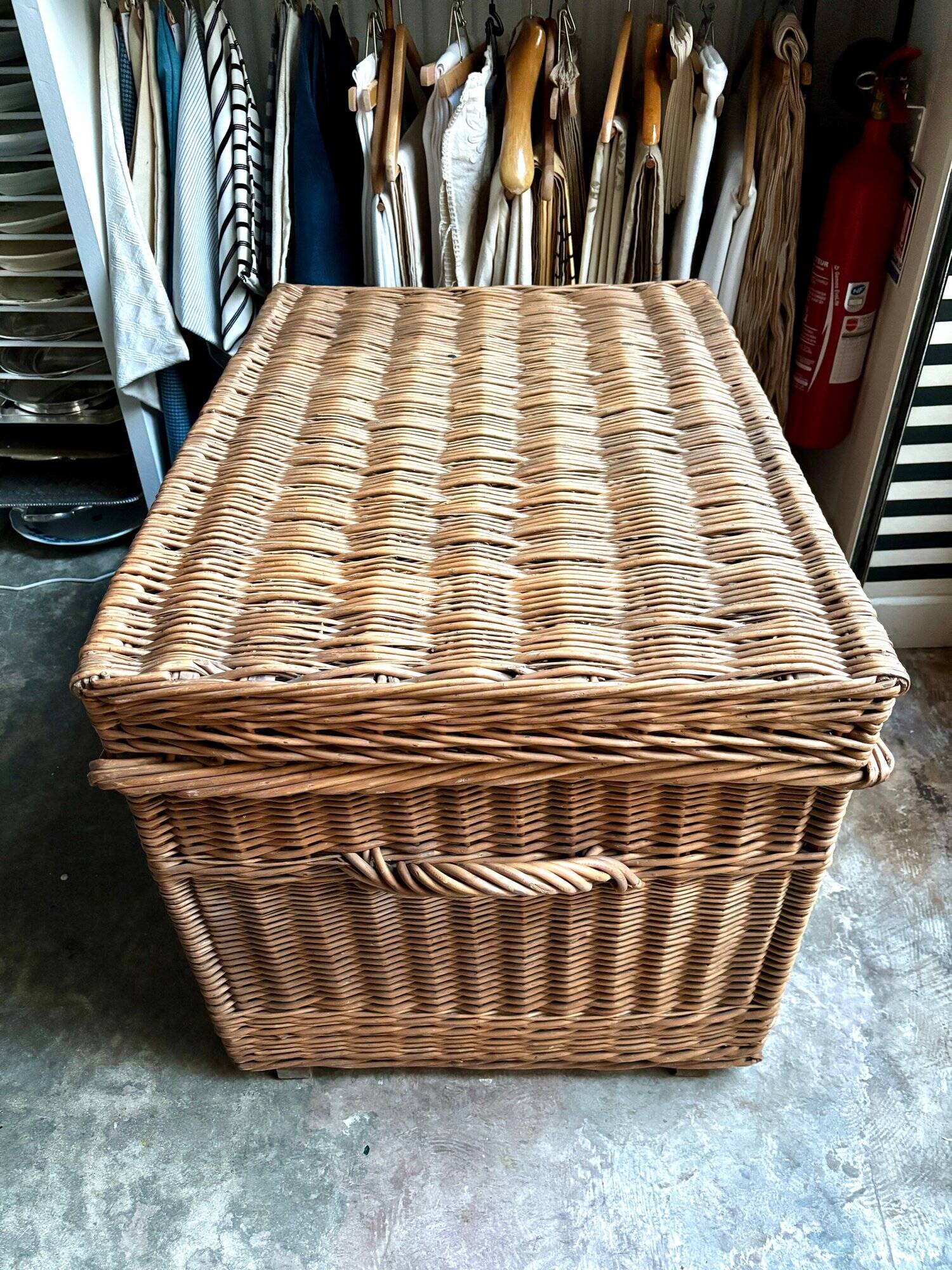 Trunk, chest in woven wicker
