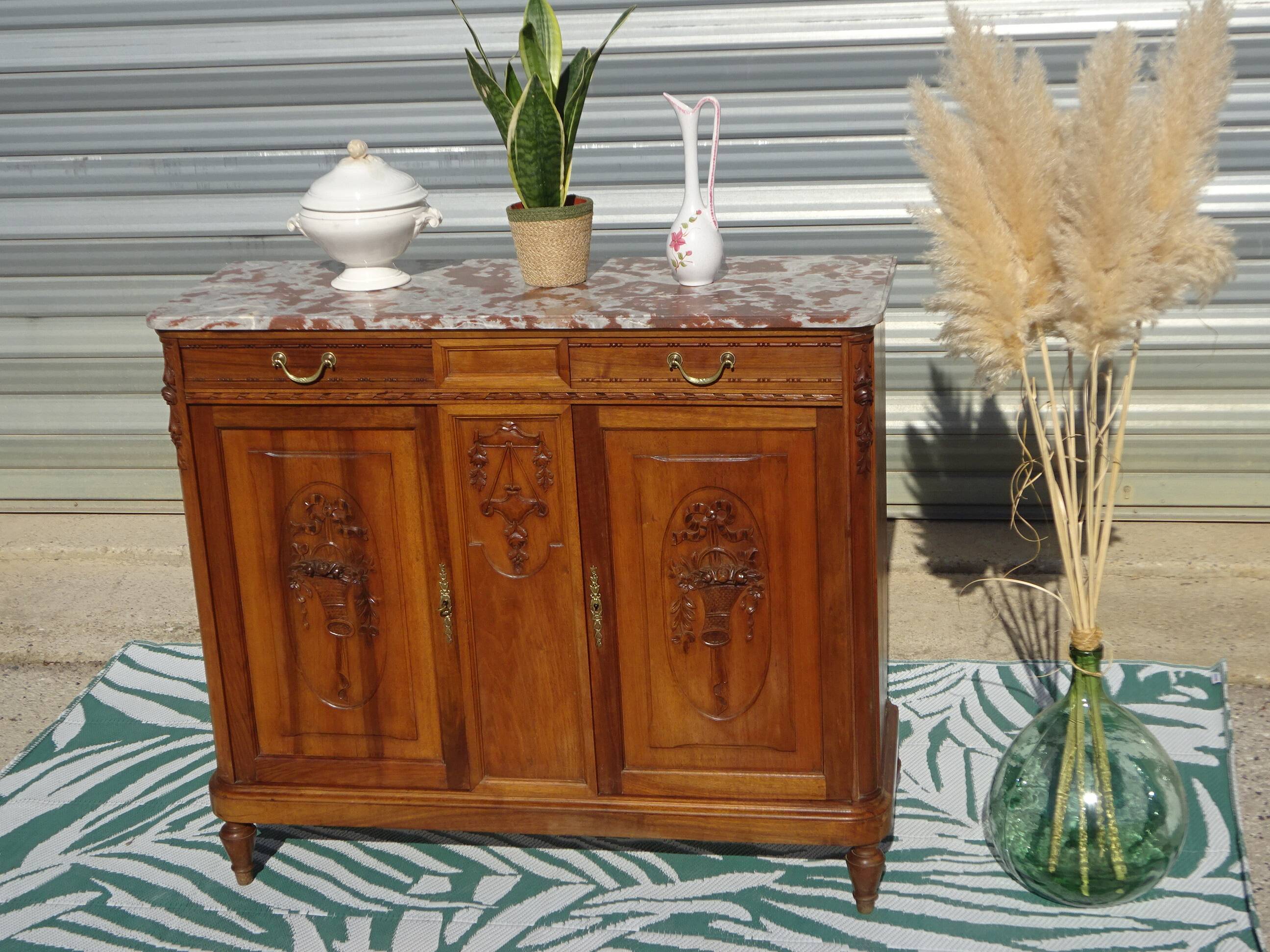 Art Deco buffet in walnut and marble
