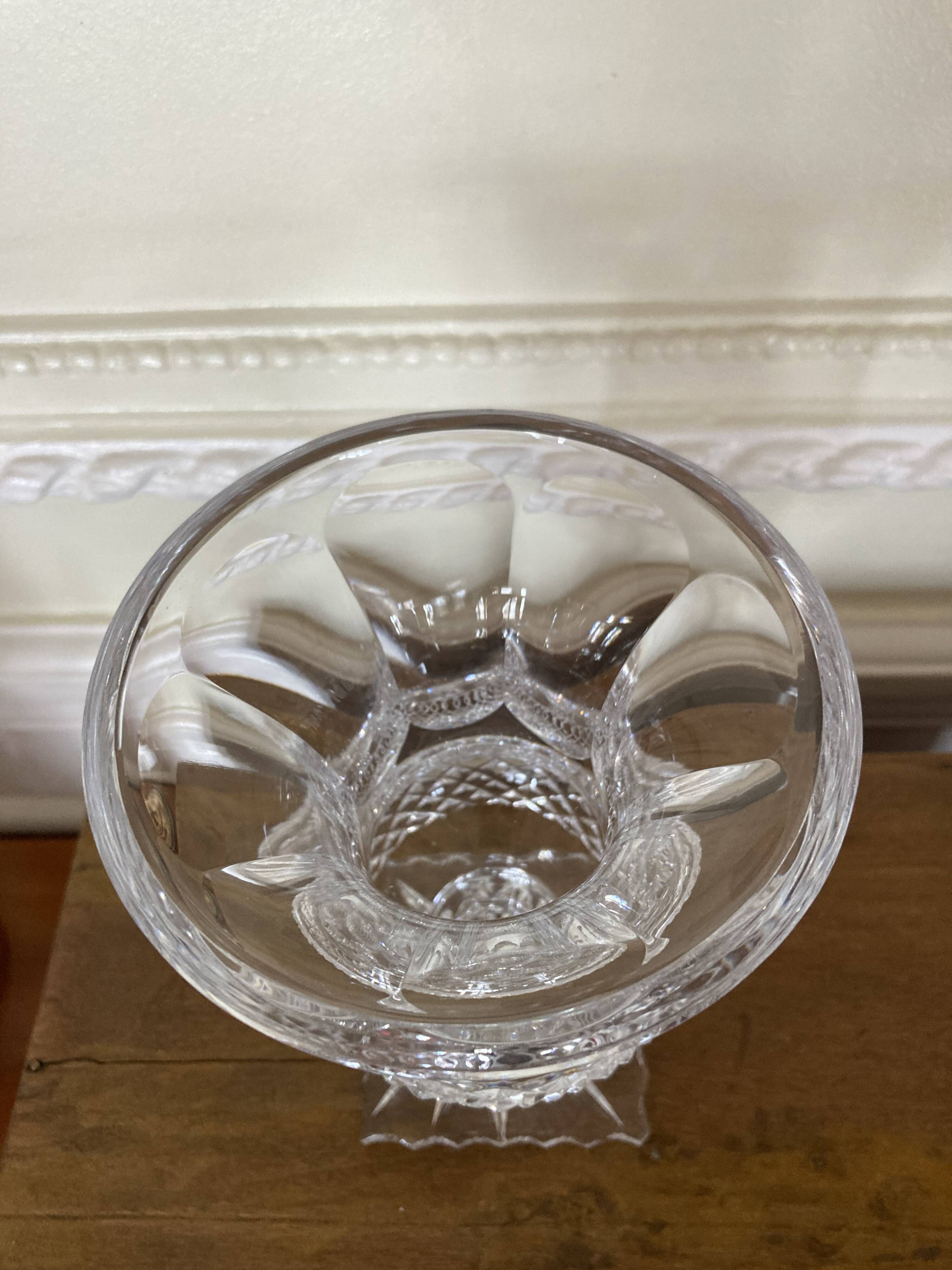 Medici vase in cut crystal, Versailles model