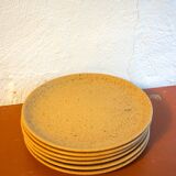 6 assiettes plates en grès clair et moucheté de style campagnard