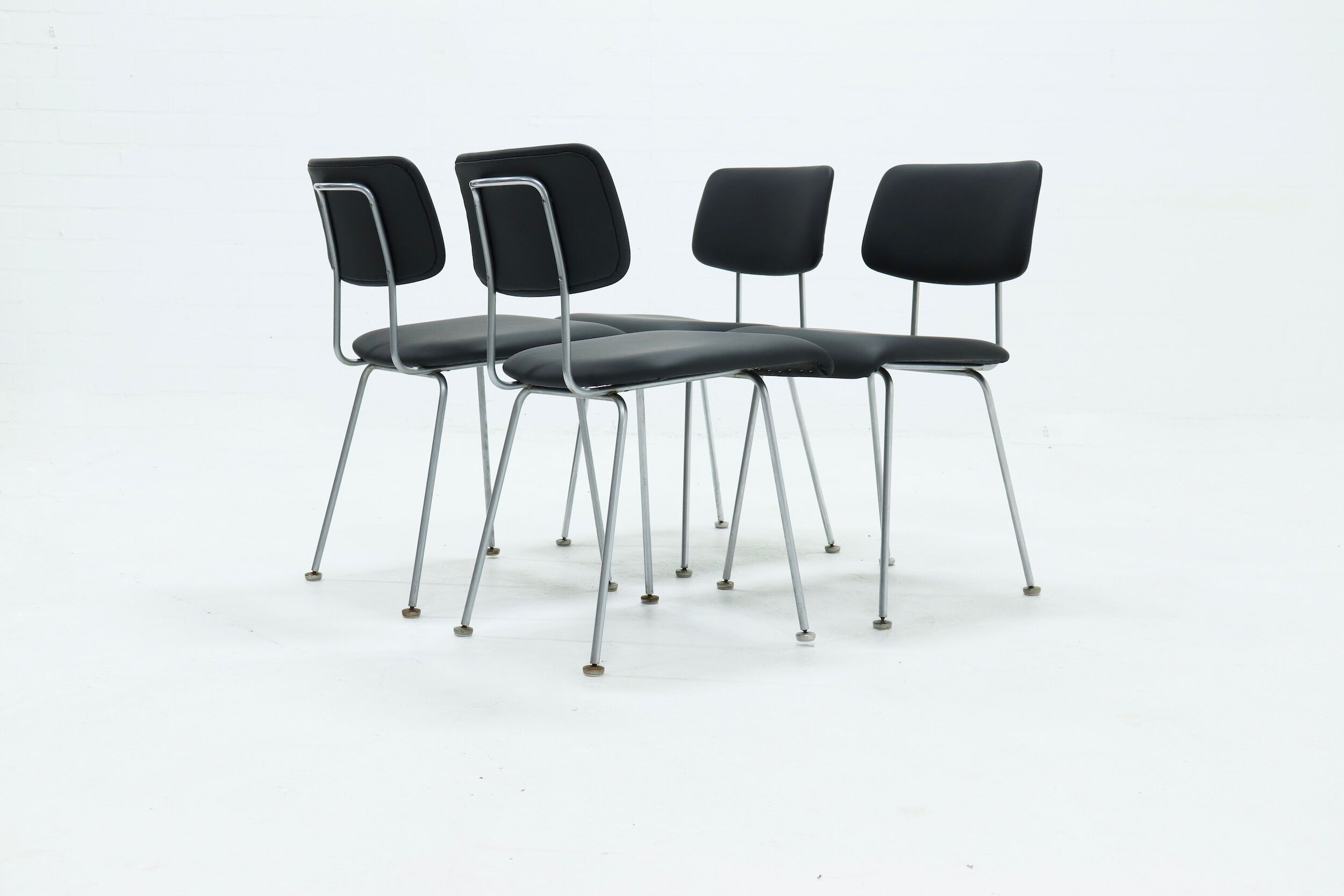 Set of 4 dining chairs Gispen 1263 by AR Cordemeijer 1960